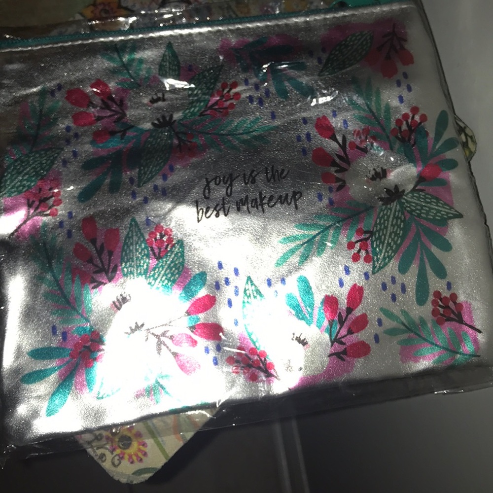 Makeup bag